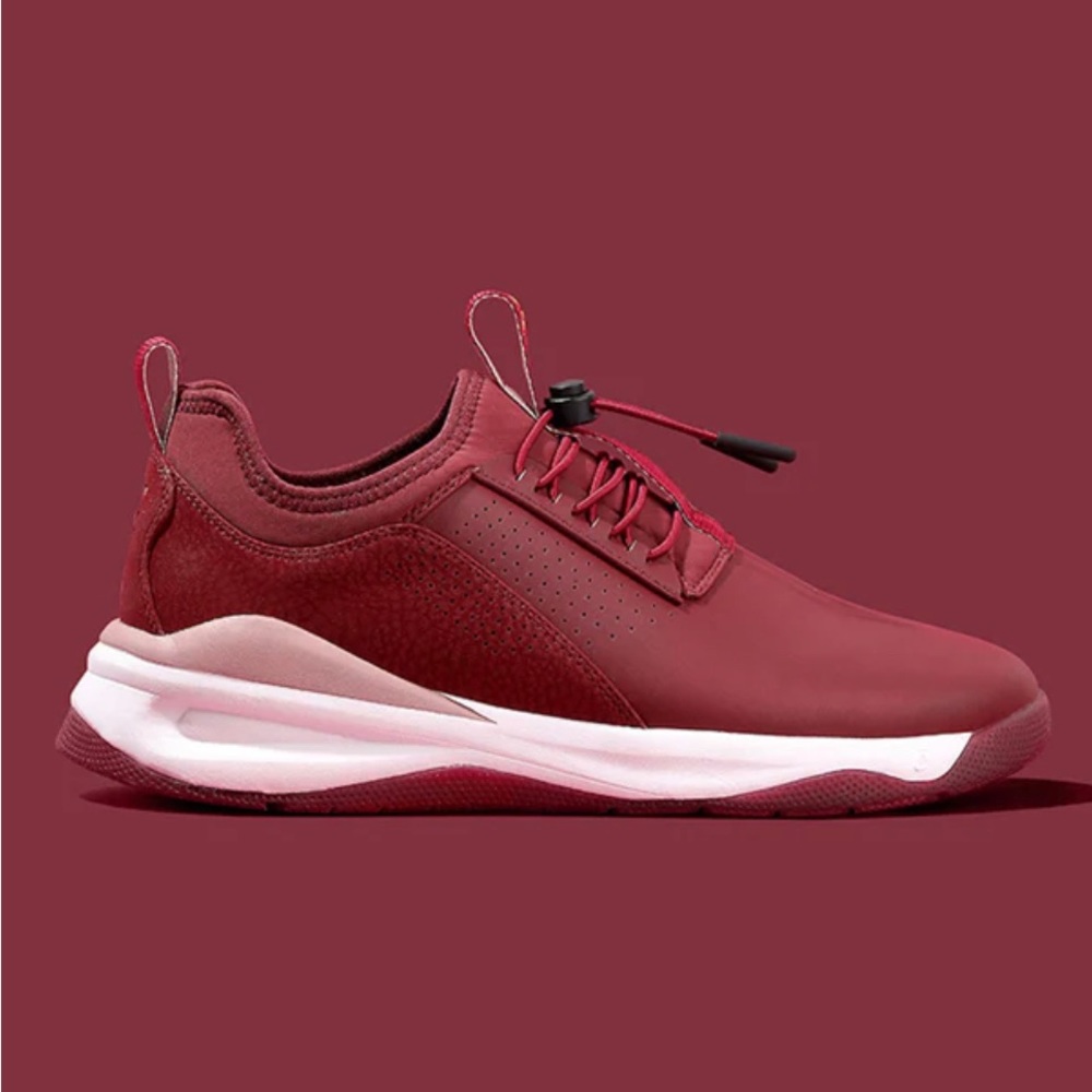 New! CLOVE Limited Edition Maroon Clove Classic size 8.5